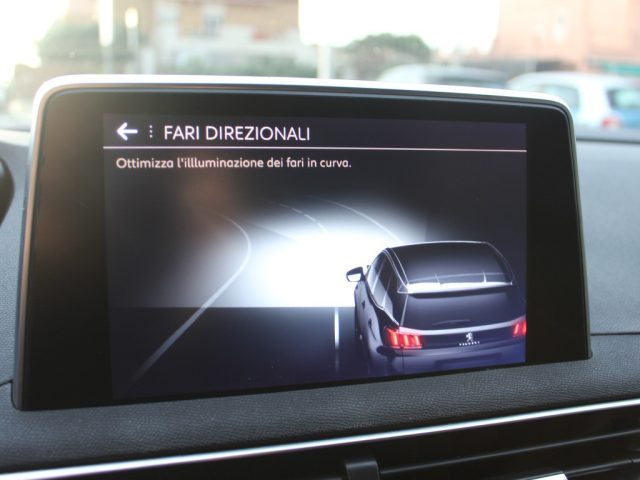 PEUGEOT 3008 usata, con Volante multifunzione
