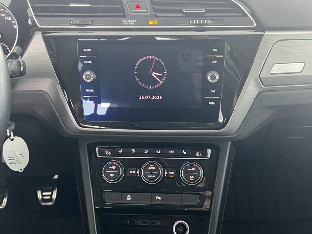 VOLKSWAGEN Touran usata 14