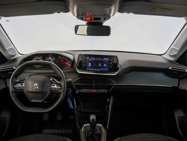PEUGEOT 208 usata, con USB