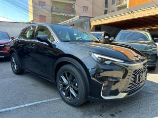 LEXUS LBX usata, con Airbag