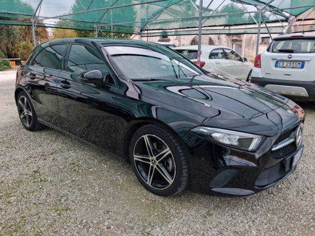 MERCEDES-BENZ A 180 usata, con Airbag laterali