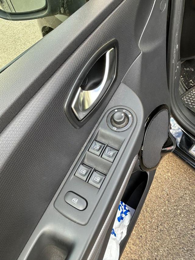 RENAULT Clio usata, con Chiusura centralizzata telecomandata