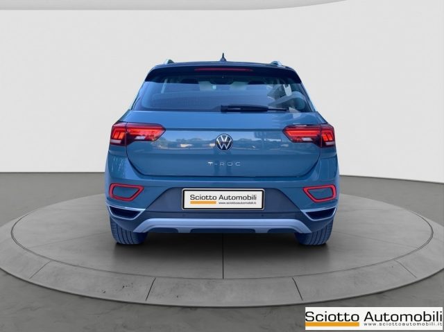 VOLKSWAGEN T-Roc usata, con Autoradio