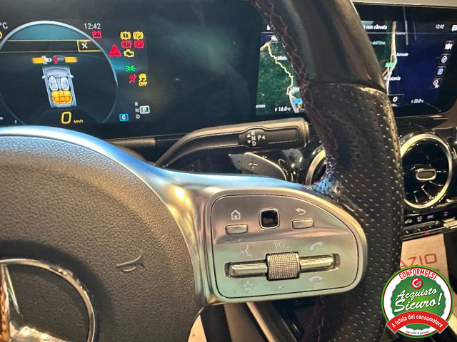 MERCEDES-BENZ GLA 200 usata, con Volante in pelle