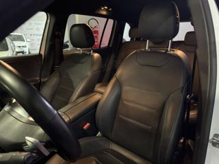 MERCEDES-BENZ GLB 200 usata, con Controllo trazione
