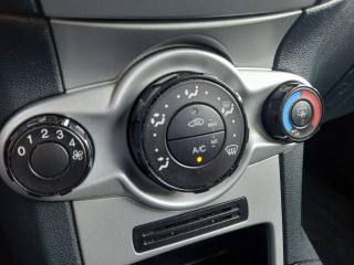 FORD Fiesta usata, con Fendinebbia