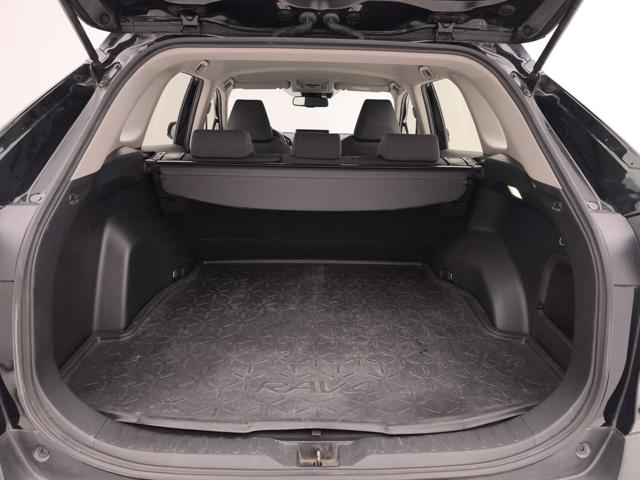 TOYOTA RAV 4 usata, con USB