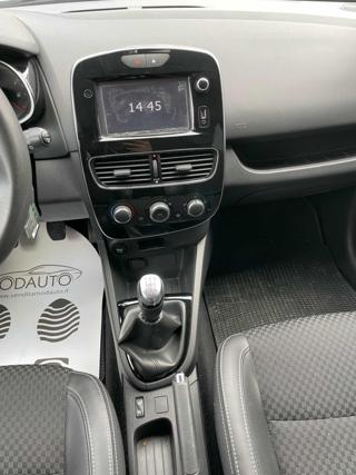 RENAULT Clio usata, con USB
