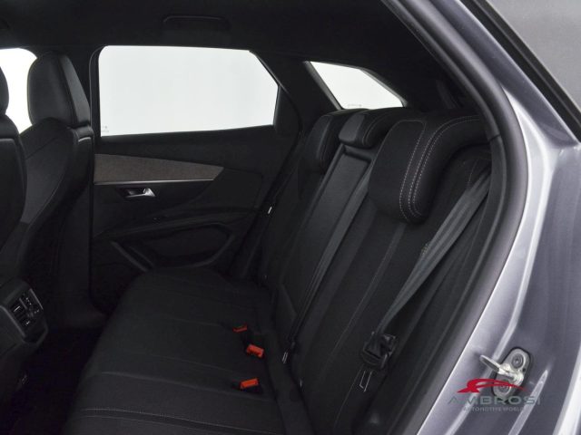 PEUGEOT 3008 usata 9