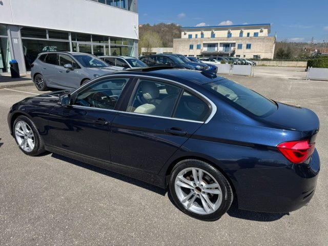 BMW 320 usata, con Autoradio