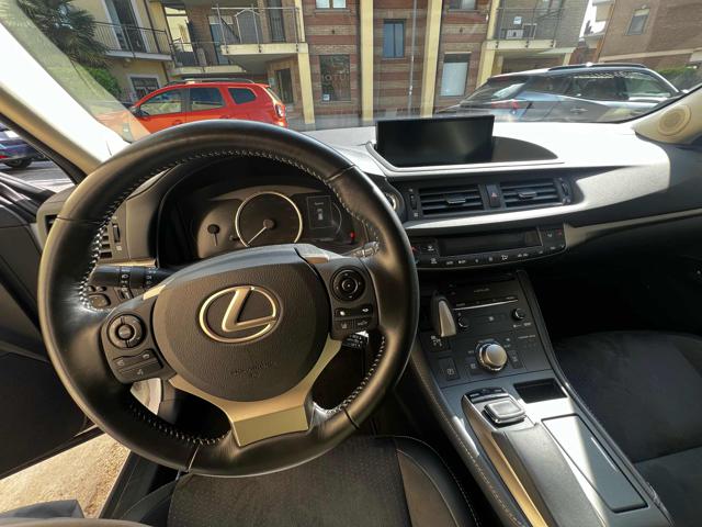 LEXUS CT 200h usata, con Controllo trazione