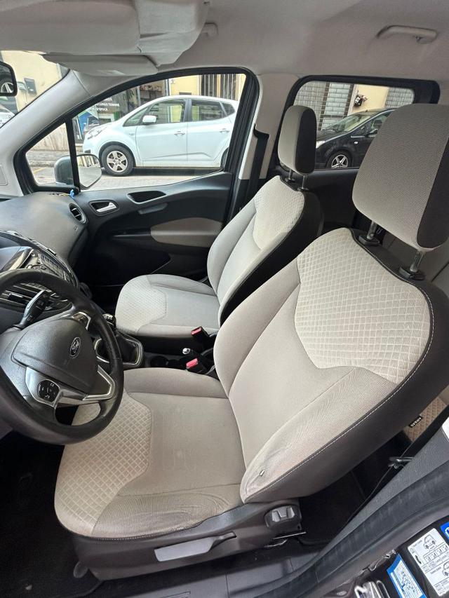 FORD Tourneo Courier usata, con Airbag