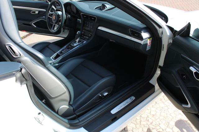 PORSCHE 911 usata, con Park Distance Control
