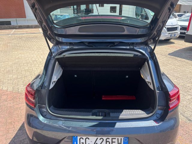 RENAULT Clio usata, con Controllo automatico clima
