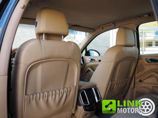 PORSCHE Cayenne usata, con Leve al volante