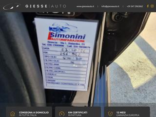 MERCEDES-BENZ E 220 usata, con Servosterzo