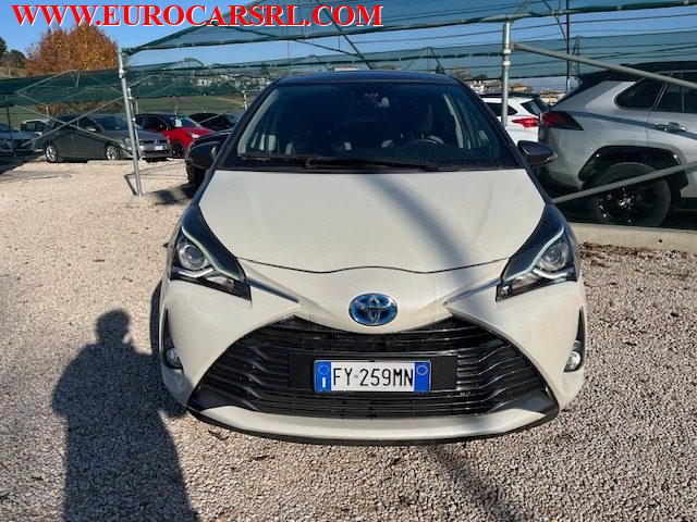 TOYOTA Yaris usata, con Autoradio