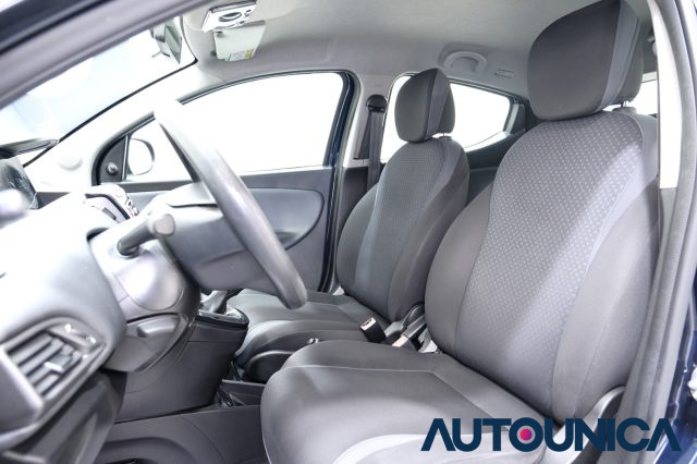 LANCIA Ypsilon usata, con Chiusura centralizzata
