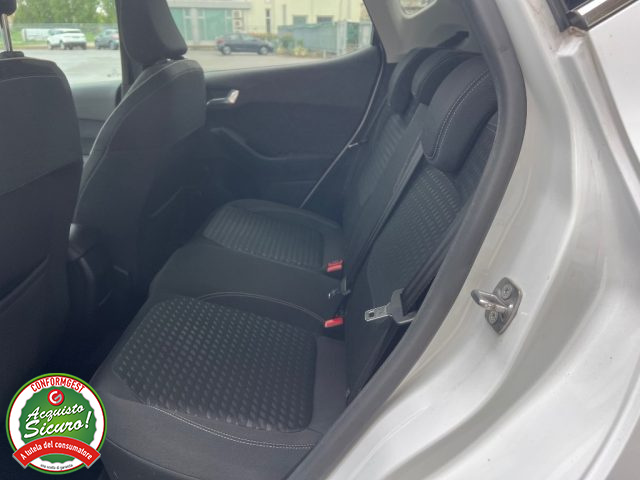 FORD Fiesta usata, con Cruise Control