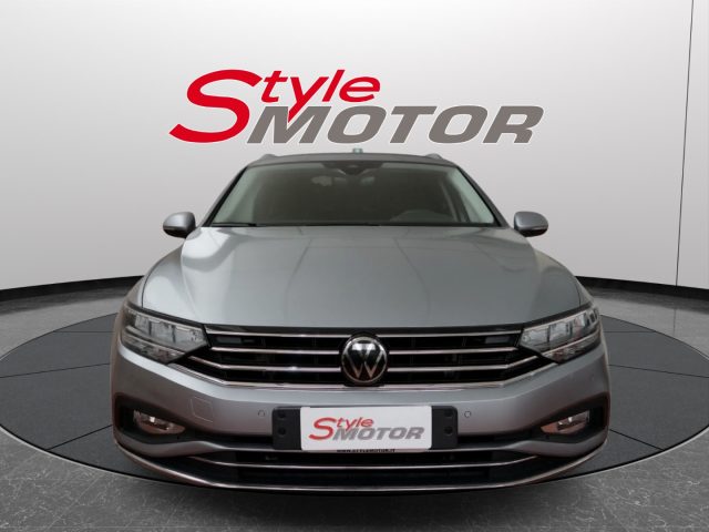 VOLKSWAGEN Passat Variant usata, con ABS