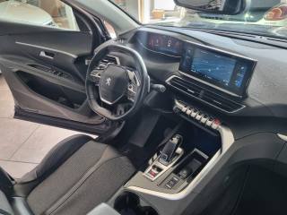 PEUGEOT 3008 usata, con Luci diurne LED