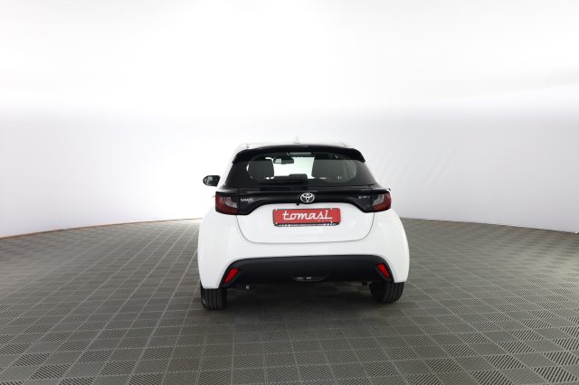 TOYOTA Yaris usata 4