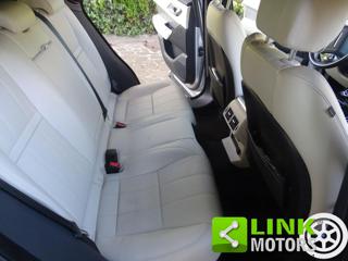 LAND ROVER Range Rover Velar usata, con Sistema di navigazione