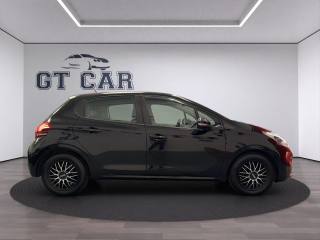 PEUGEOT 208 usata, con Autoradio