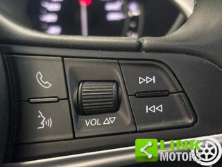 ALFA ROMEO Stelvio usata, con Volante in pelle