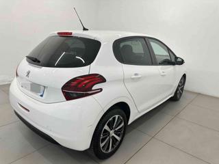 PEUGEOT 208 usata, con Alzacristalli elettrici