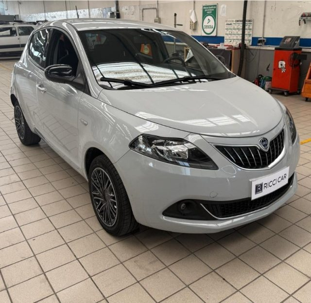 LANCIA Ypsilon usata, con Airbag