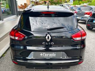 RENAULT Clio usata, con Alzacristalli elettrici