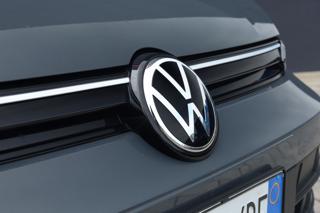 VOLKSWAGEN Golf usata, con Riscaldamento ausiliario