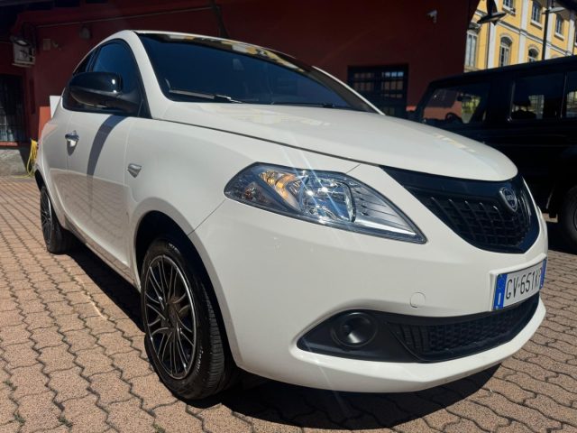 LANCIA Ypsilon usata, con Airbag