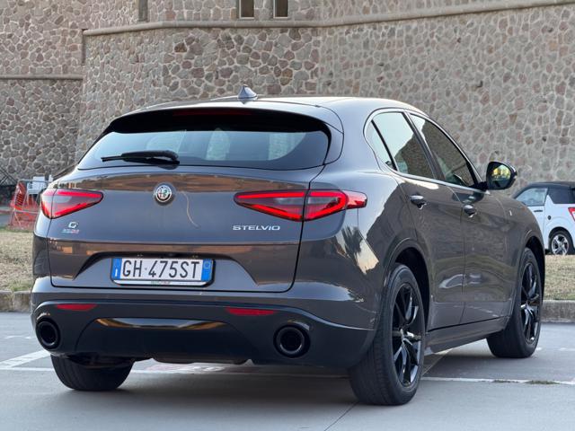 ALFA ROMEO Stelvio usata, con Cerchi in lega