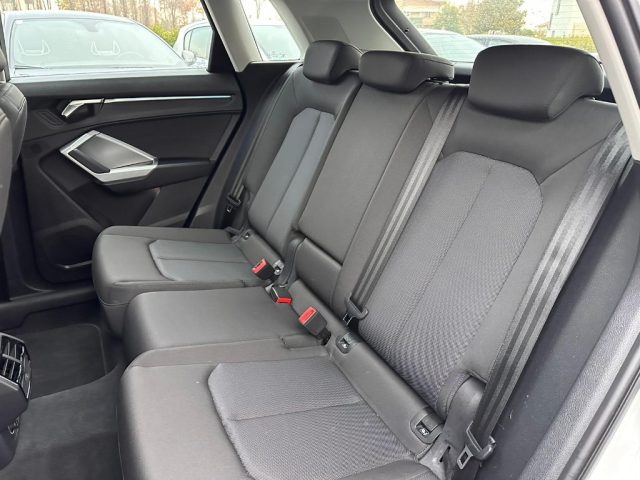 AUDI Q3 usata, con Park Distance Control