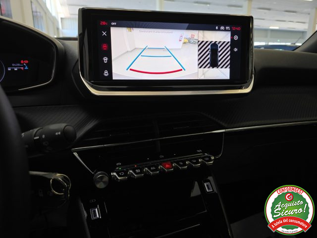 PEUGEOT 2008 usata, con Volante in pelle