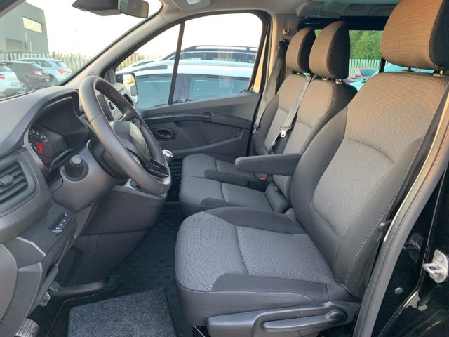 RENAULT Trafic usata, con USB