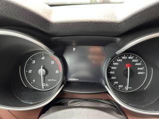ALFA ROMEO Stelvio usata, con Park Distance Control