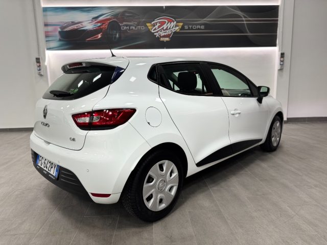 RENAULT Clio usata, con Autoradio