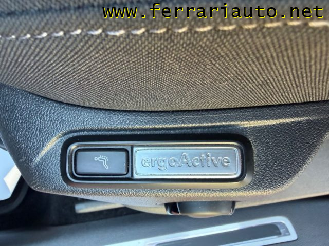 VOLKSWAGEN Tiguan Allspace usata, con Interni in pelle