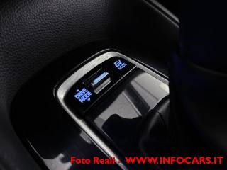 TOYOTA Corolla usata, con Fari LED