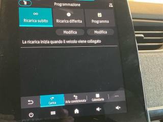 RENAULT ZOE usata, con Hill holder