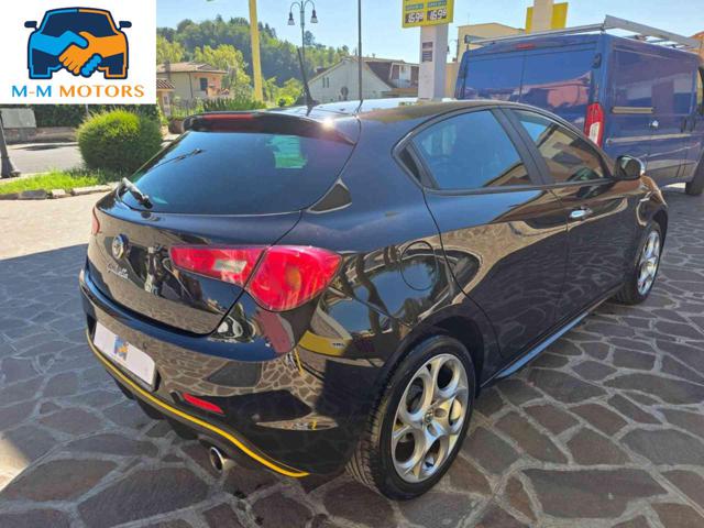 ALFA ROMEO Giulietta usata, con Autoradio