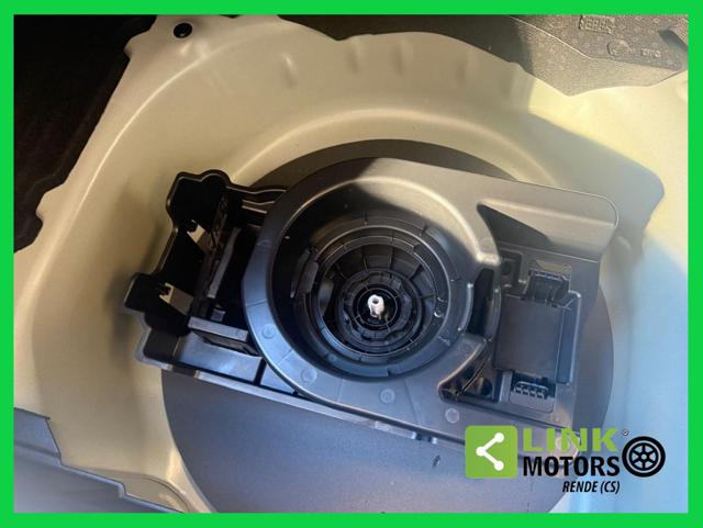 LANCIA Ypsilon usata, con Sistema di parcheggio automatico