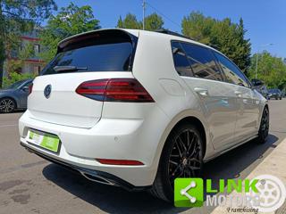 VOLKSWAGEN Golf usata, con Sensori di parcheggio anteriori