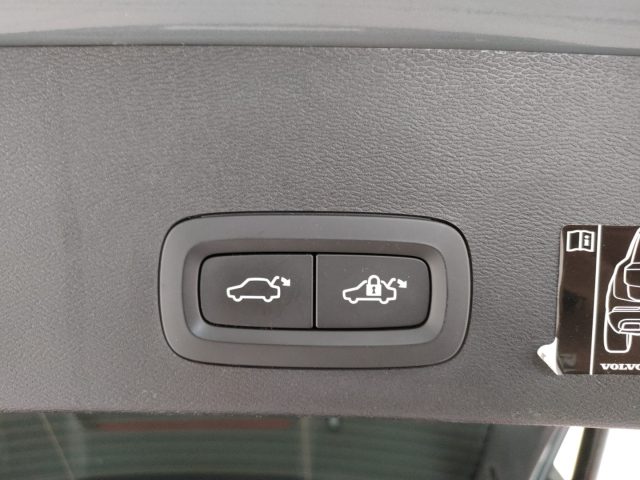VOLVO XC40 usata, con Controllo trazione