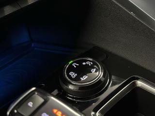 PEUGEOT 3008 usata, con Controllo automatico clima