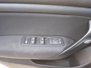 RENAULT Megane usata, con Specchietti laterali elettrici