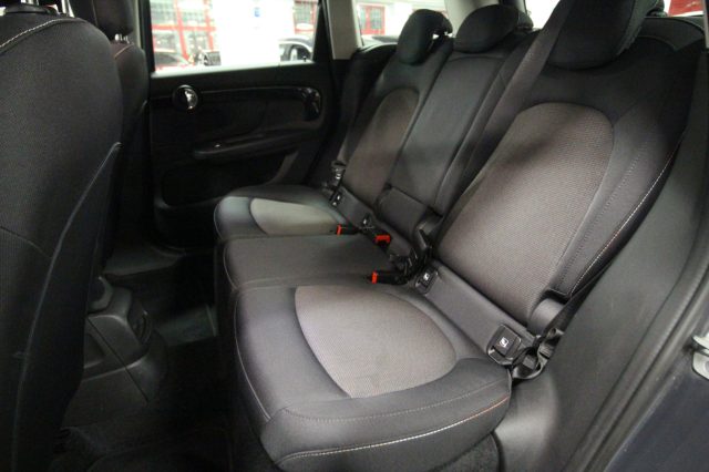 MINI Countryman usata, con Cronologia tagliandi